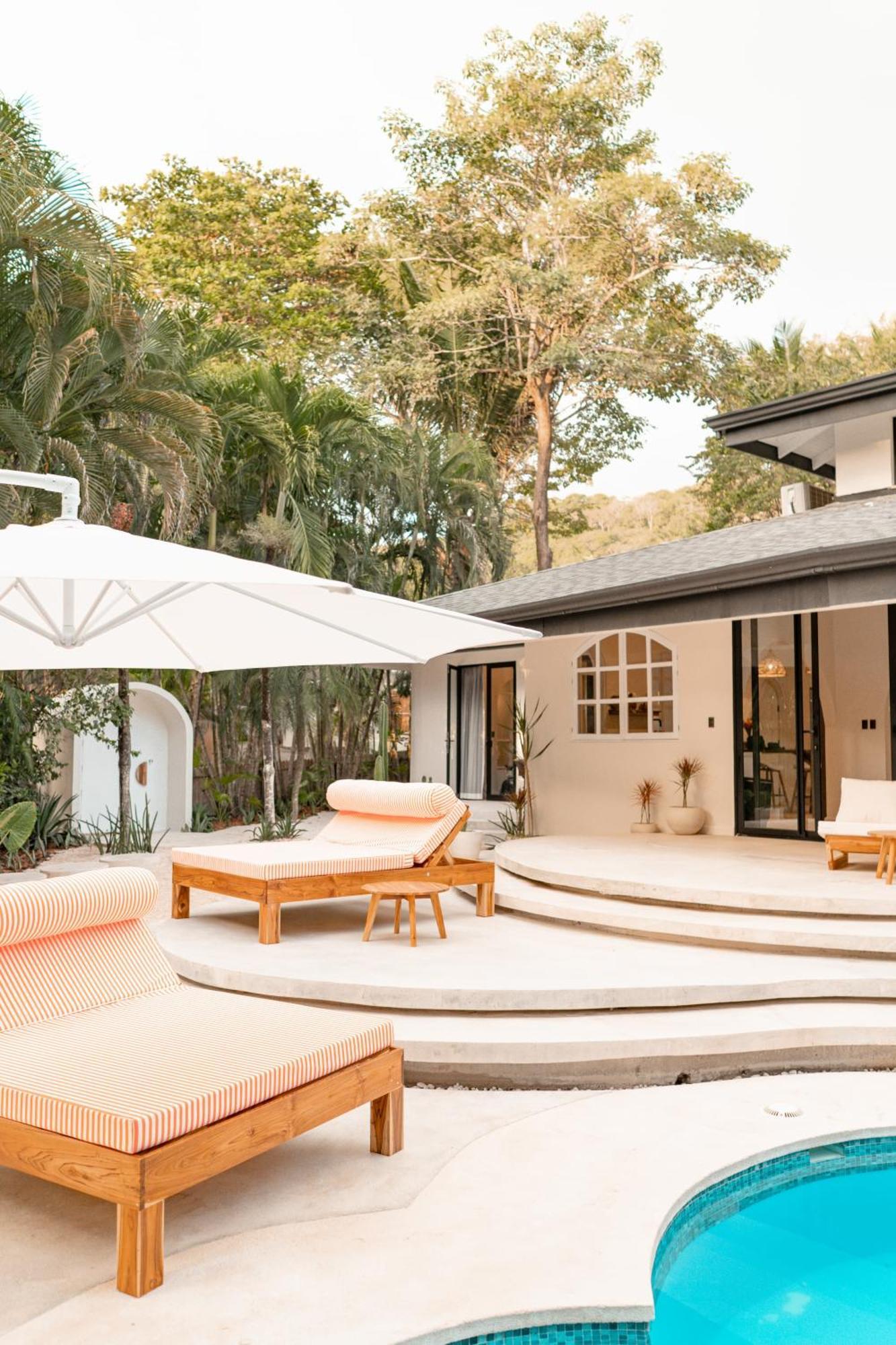 Banana Beach Bungalows Playa Santa Teresa  객실 사진