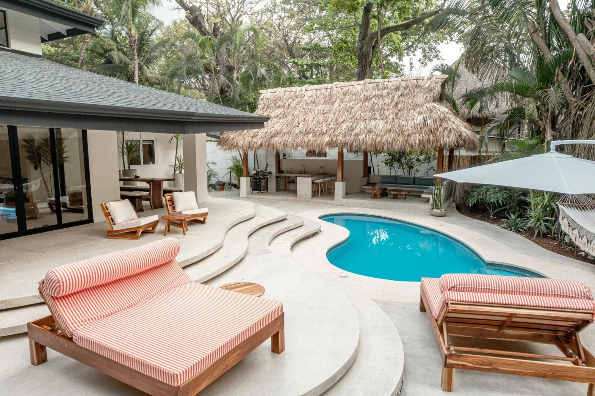 Banana Beach Bungalows Playa Santa Teresa  객실 사진
